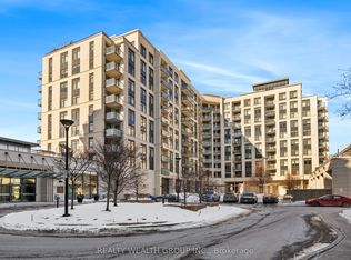 12 Woodstream Blvd #520, Vaughan, ON L4L8C3