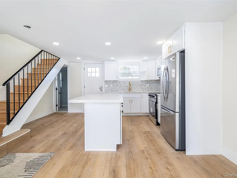 237 Porterfield Pl — Photo 6