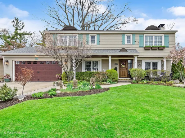 8 Larkspur Ln, Clarendon Hills, IL 60514