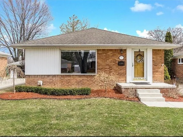 535 Redruth Ave, Clawson, MI 48017