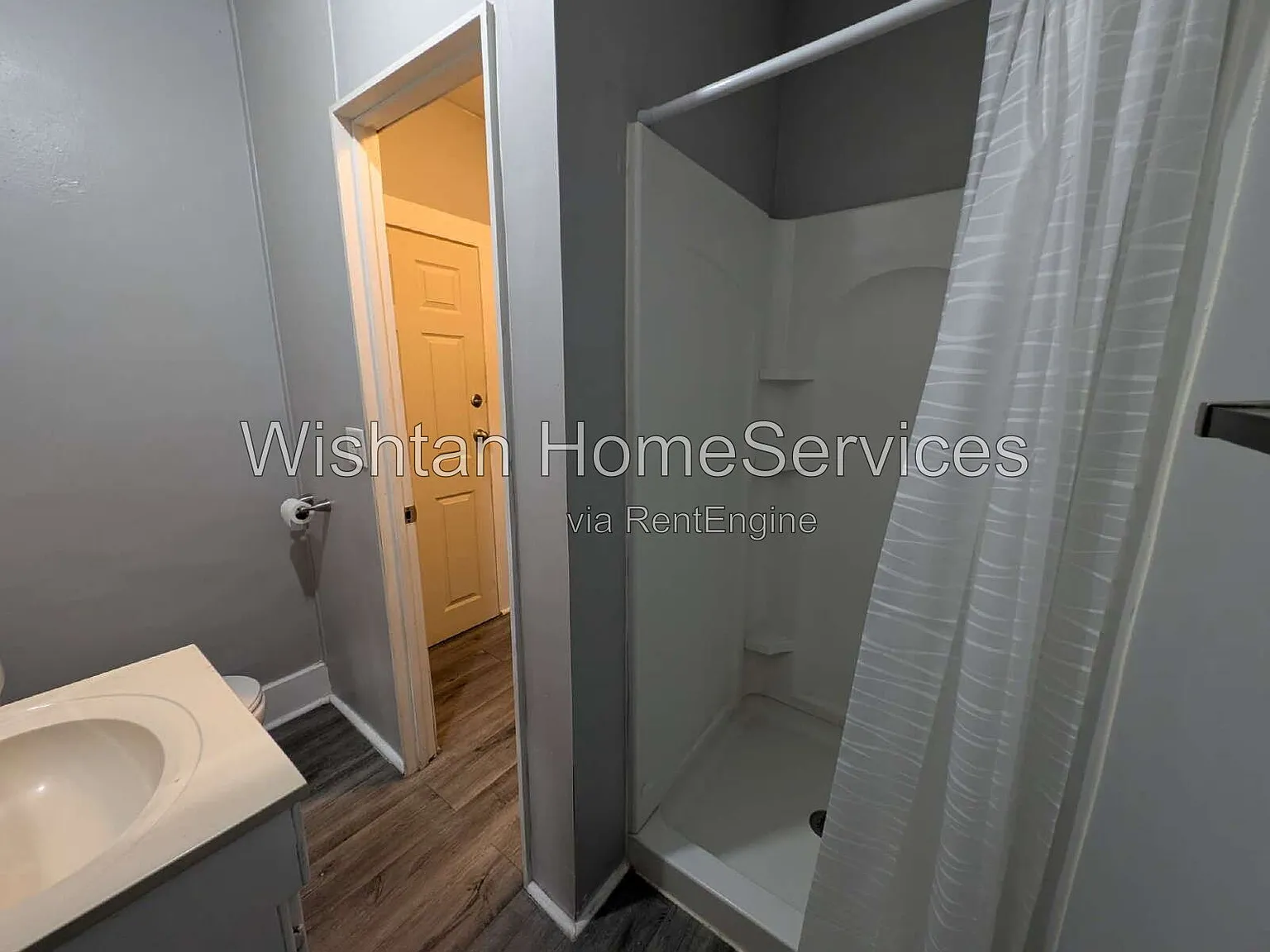2 bed, 1.0 bath, $650 — Photo 3