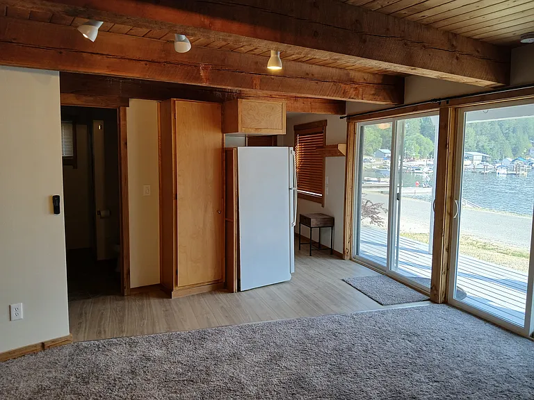 1475 Garfield Bay Rd #B — Photo 11