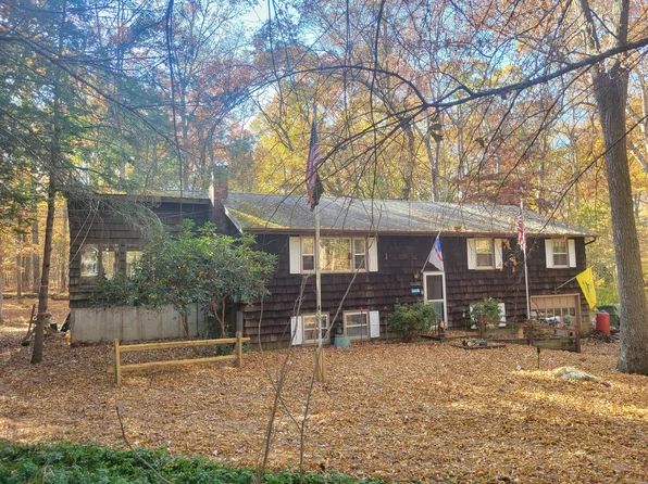 24 Farmstead Road, Mansfield, CT 06268