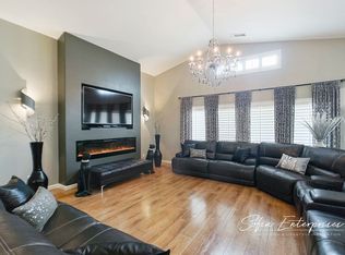 13416 W Acapulco Ln, Surprise, AZ 85379