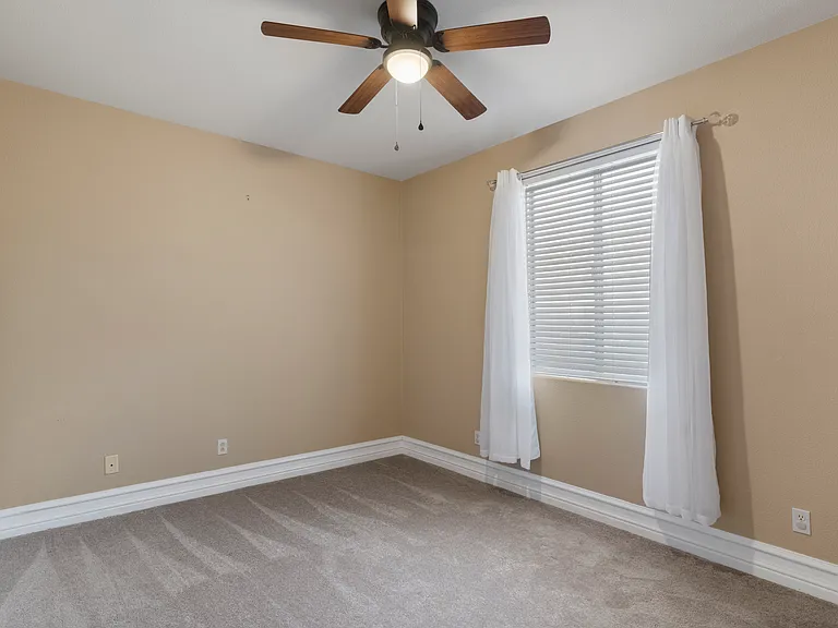 7220 Shallowford Ave — Photo 72