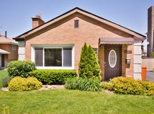 8836 44th Pl, Brookfield, IL 60513