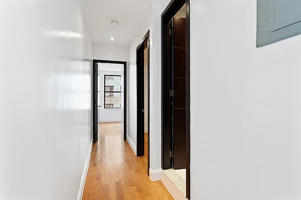 Rented by Safdie Realty Group | media 24