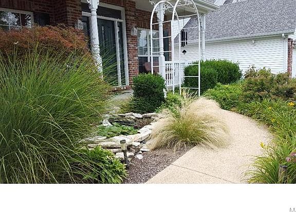 5th image of 621 Fox Hill Estates Dr