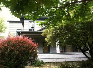 5242 12th Ave NE, Seattle, WA 98105