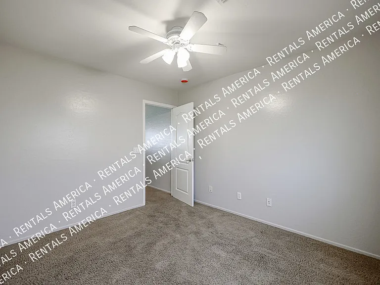 1155 E Winchester Pl — Photo 41