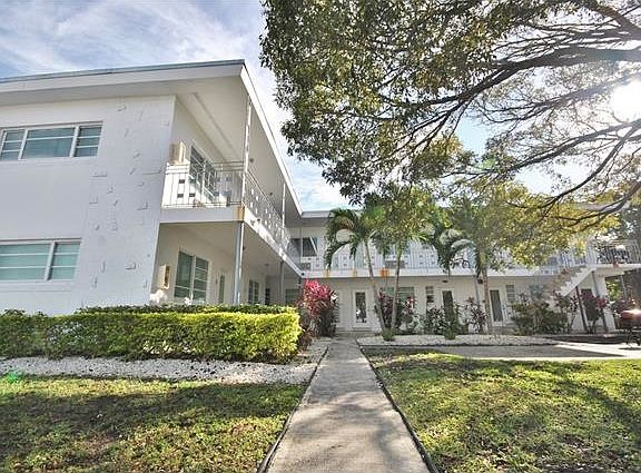 3rd image of 7301 Carlyle Ave #000