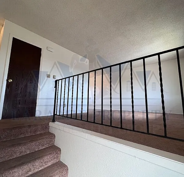 708 Downey St #3 — Photo 2