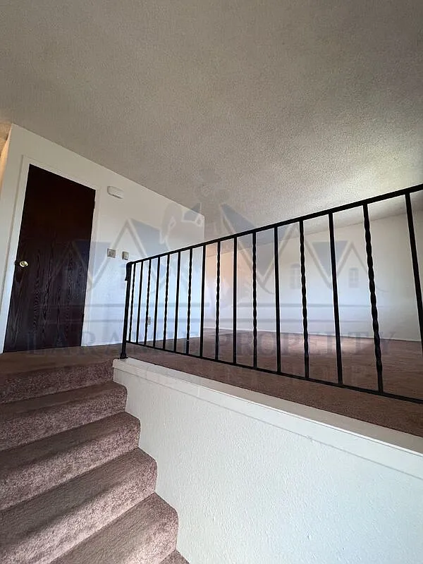Building Photo - 708 Downey St #3
