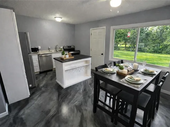 11220 Corrington Ave, Kansas City, MO 64134