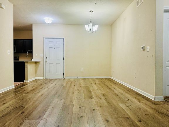 4th image of 4950 Key Lime Dr Unit 108