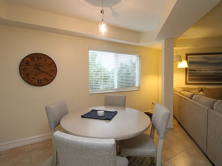 1100 Pine Ridge Rd #B-301 — Photo 16