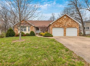 7 Lexington Ln, Washington, MO 63090