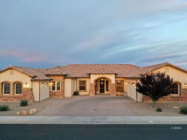 725 S Oak Ln, Thatcher, AZ 85552