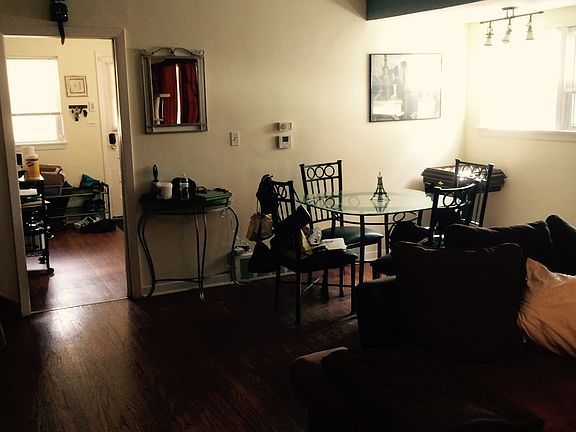 3rd image of 10332 Canterbury St