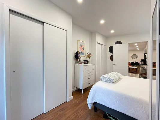 Rented by Compass | media 21