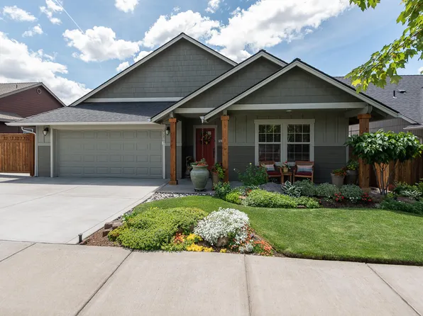 21277 Starlight Dr, Bend, OR 97702