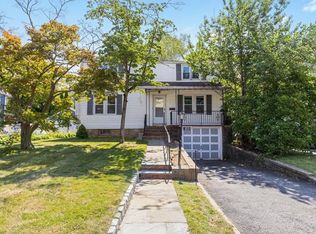 80 Park Ave, Eastchester, NY 10709