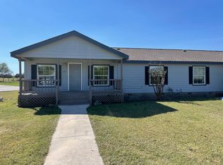 165 Rolling Gln, Springtown, TX 76082