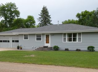 2555 Lutefisk Ln, Windom, MN 56101