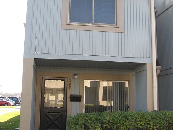3rd image of 544 Chard Ct