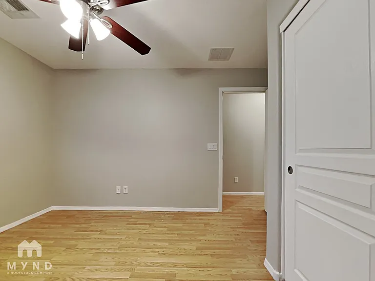 1423 E Poncho Ln — Photo 14