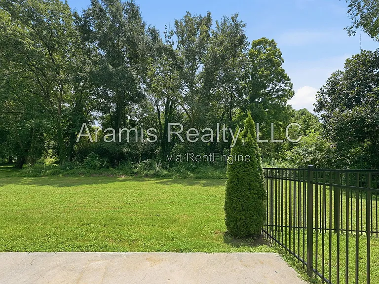 2376 Spring Creek Rd — Photo 20