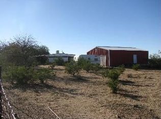 56964 Camulos Rd, Landers, CA 92285