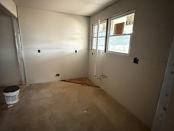 4th image of 8106 Mount Holly Rd