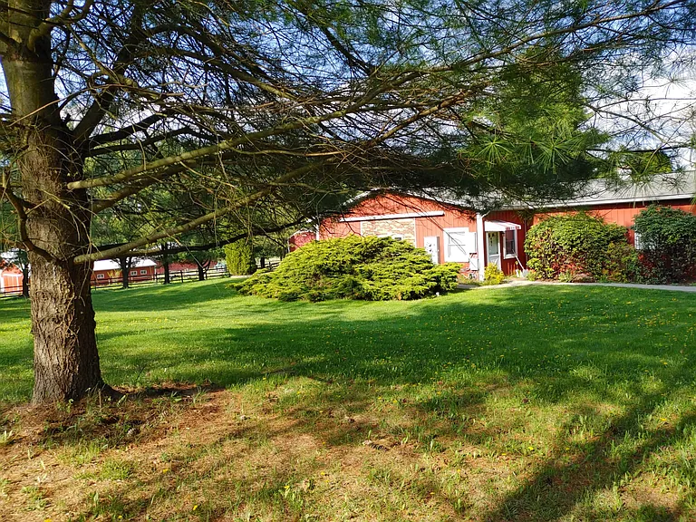 165 Old Stagecoach Rd #2 — Photo 9