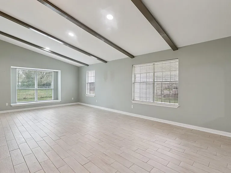 3919 Galway Ln — Photo 6