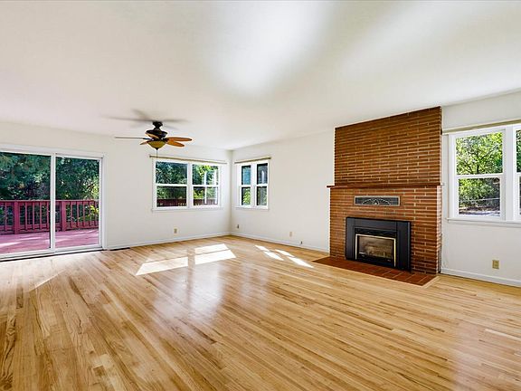 3rd image of 353 Clay St