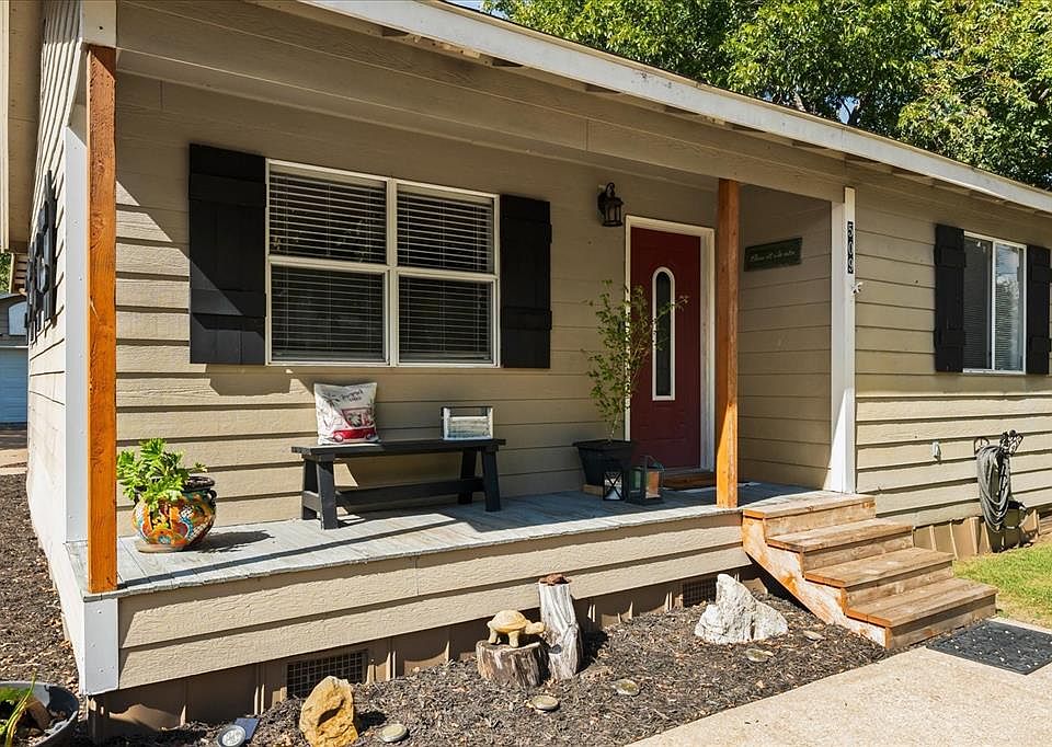 509 S Frio St, Lockhart, TX 78644 MLS 9213523 Zillow