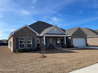 1205 Carraway Cv, Ocean Springs, MS 39564