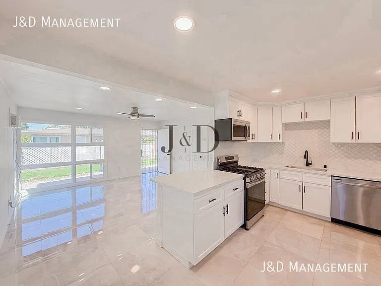 4915 Coconino Way #COC4915 — Photo 5