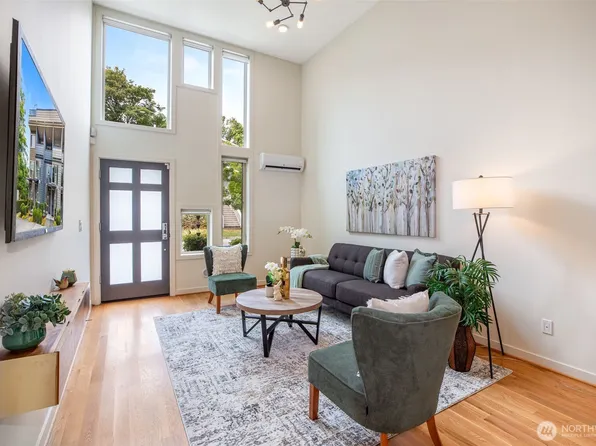 140 26 Avenue E, Seattle, WA 98112