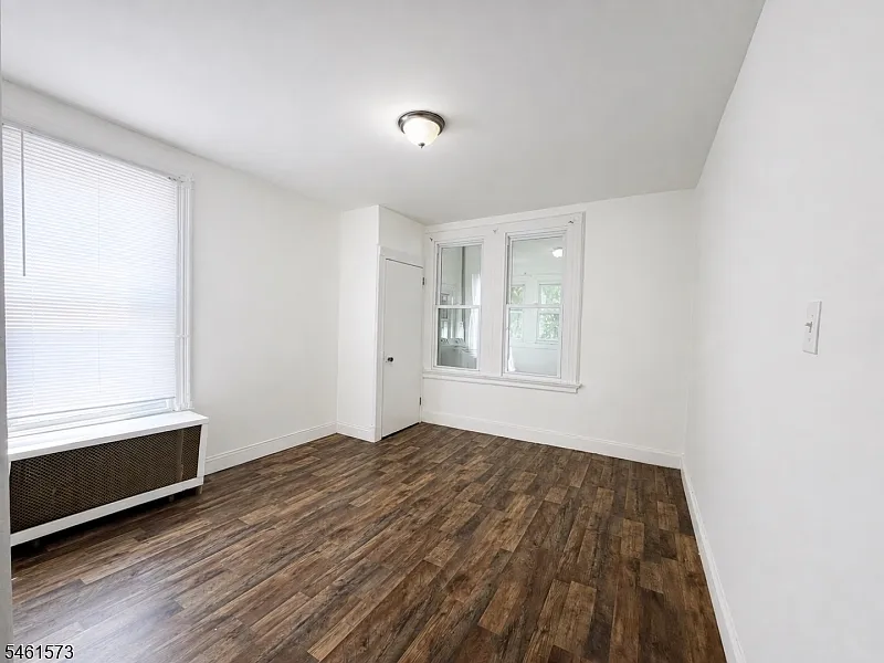144 Johnston Ave — Photo 4