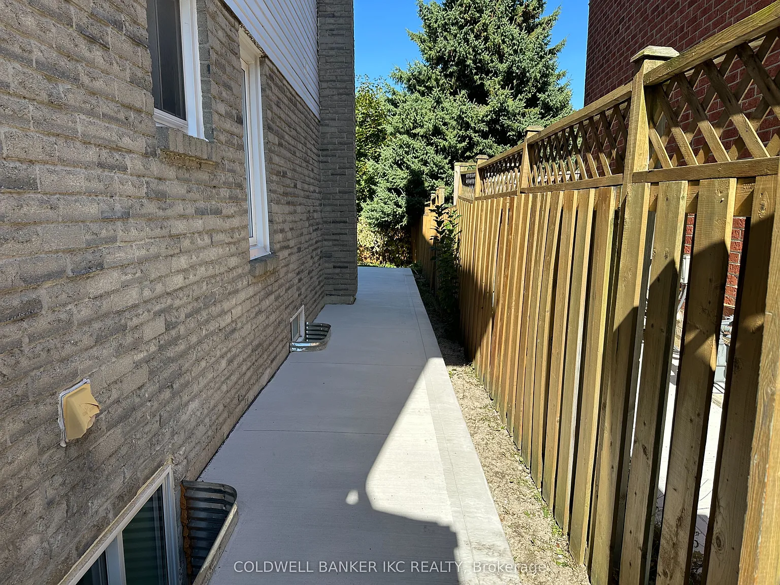 2 bed, $1,799 — Photo 2
