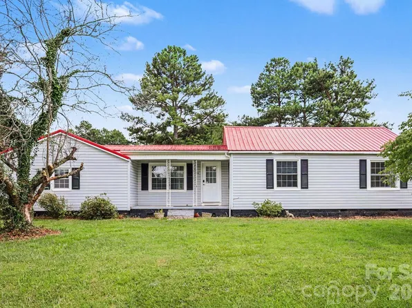 114 Whitman Cir, Mooresville, NC 28115