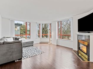 38 Leopold Pl #201, New Westminster, BC V3L 2C6