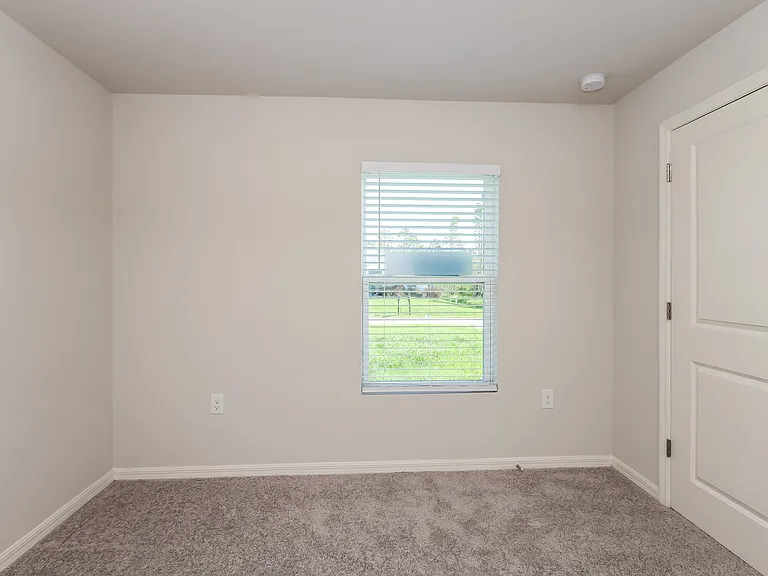 27329 Senator Dr — Photo 10