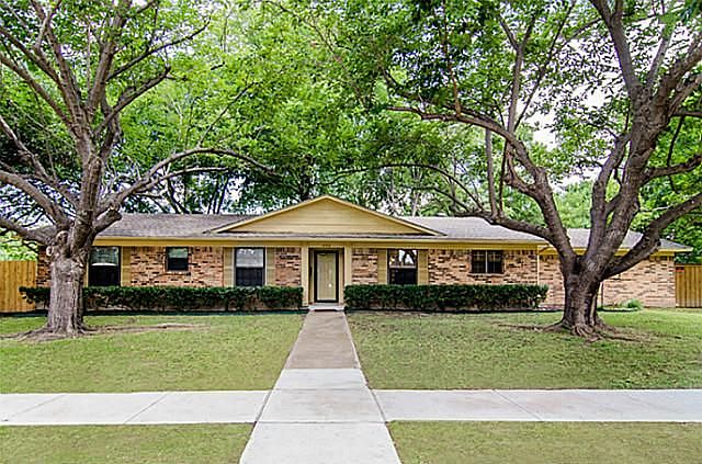 1st image of 440 Beverly Dr
