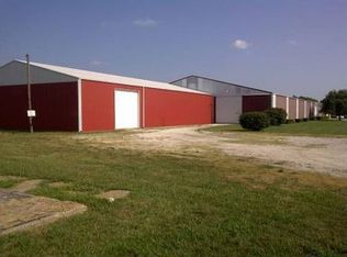1376 Woods Ln, Jacksonville, IL
