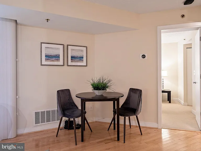 7500 Woodmont Ave #510 — Photo 6