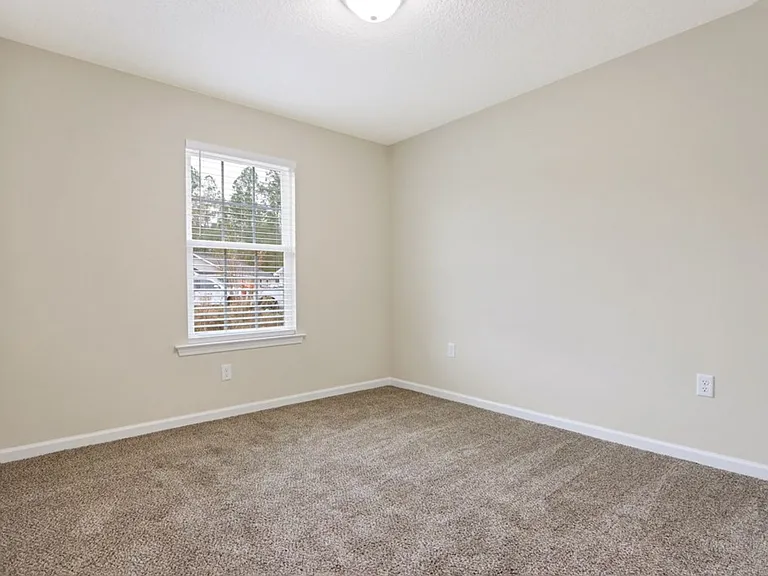 128 Villa Rd — Photo 20