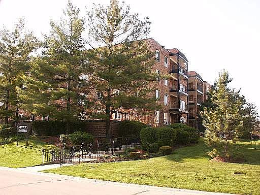 1st image of 467 Hiawatha Trl APT 410